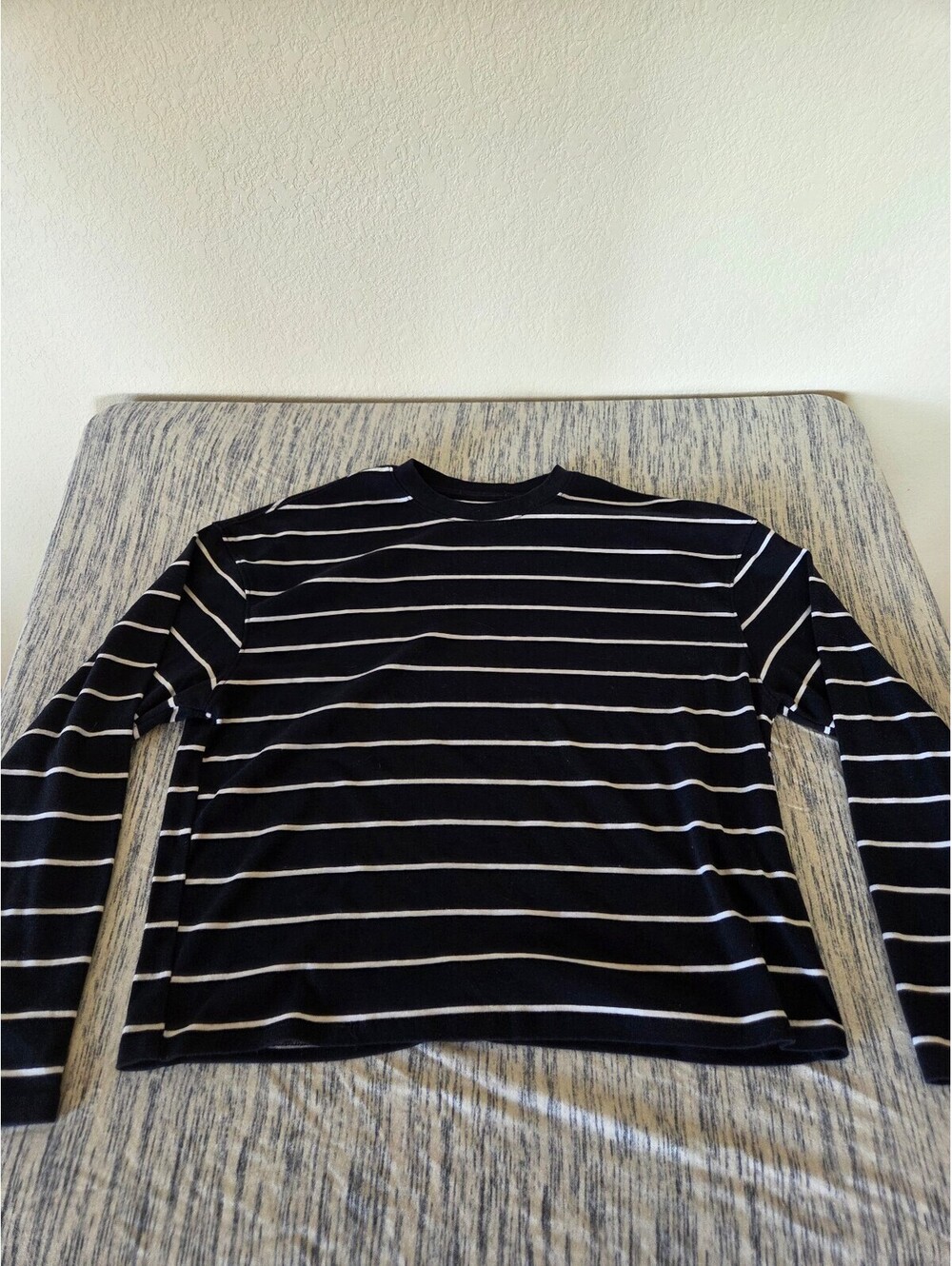 Women's Black and White Striped Long Sleeve Shirt Size Large